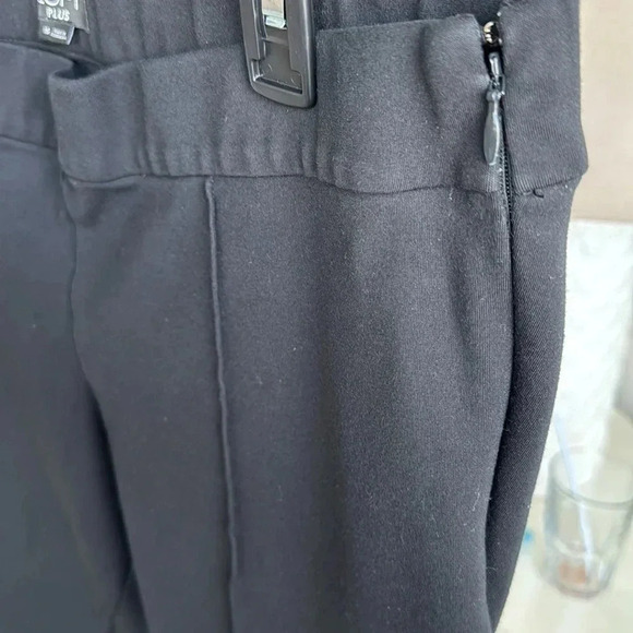 LOFT Ponte Pants - Picture 3 of 4